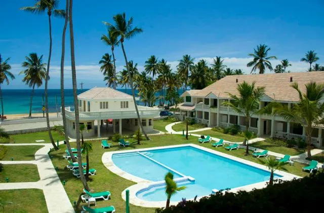 Hotel Albachiara Las Terrenas frente playa