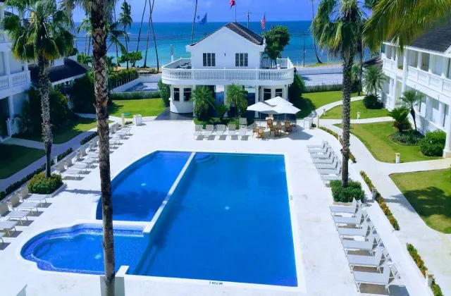 Hotel Albachiara piscina