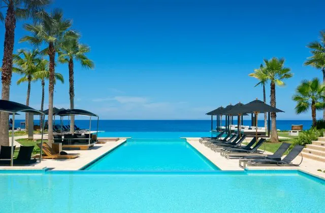 Hotel Gansevoort Playa Imbert Sosua piscina