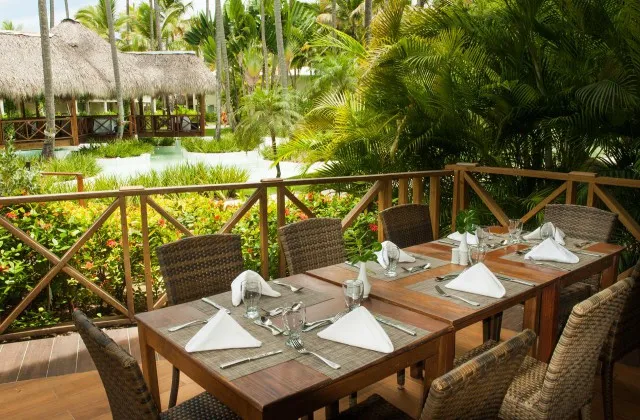 Impressive Resorts Spas Punta Cana Restaurante 1