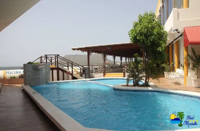 Hotel Marbella Montecristi piscina