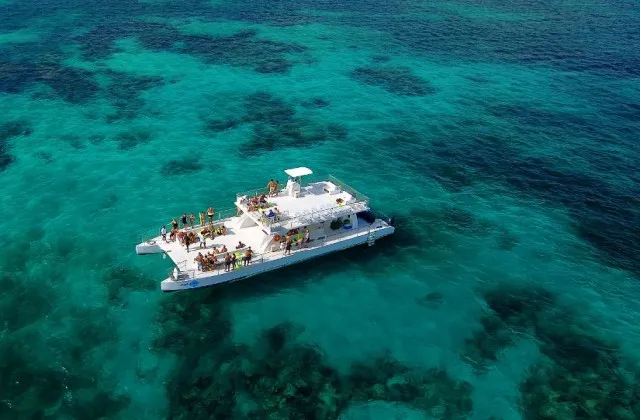 Marinarium Punta Cana excursion discovery cruise