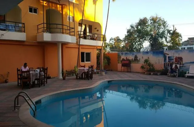 Hotel Martinis Boca Chica piscina