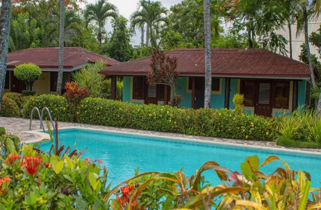 Hotel Palococo Las Terrenas Samana piscina