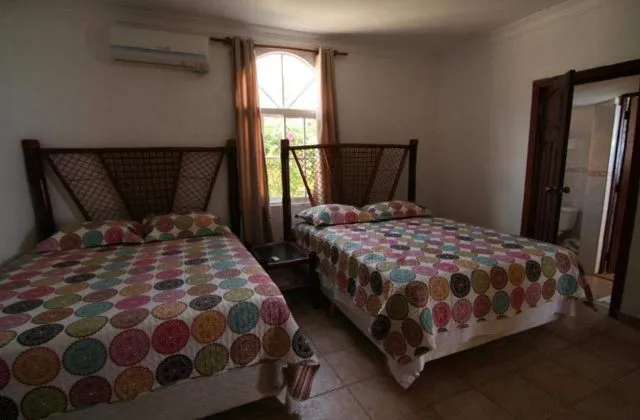 Hotel Panoramica Barahona habitacion 2 grande cama