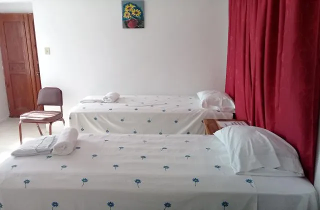 Hostel Quintonido Jarabacoa habitacion 2 camas