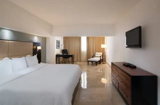 Hotel Radisson Santo Domingo habitacion cama king size