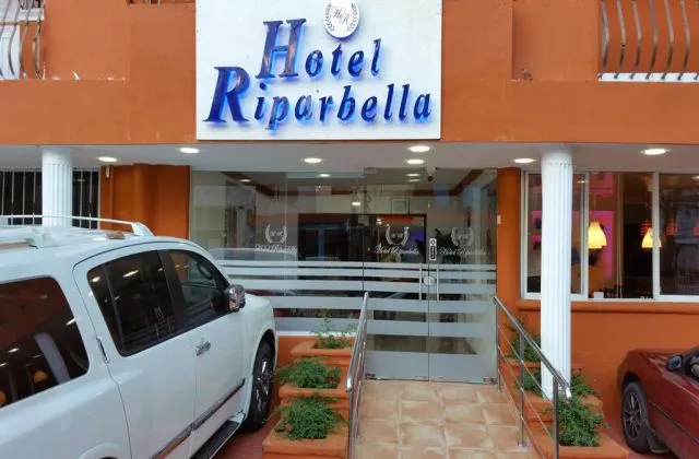 Hotel Riparbella Gazcue Santo Domingo entrada