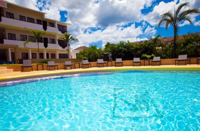 Hotel Silvestre La Romana piscina
