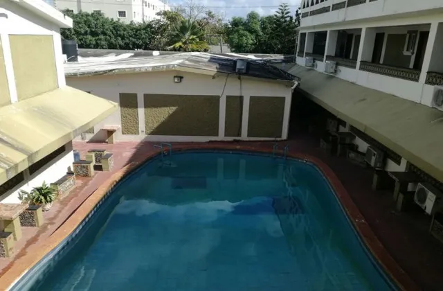Hotel Victor piscina Santo Domingo Este