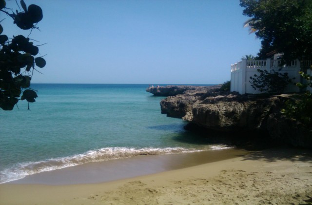 Playa Chiquita el Batey Sosua 2