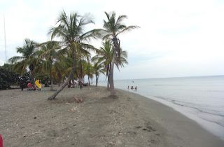 Playa las Salina en Bani - Republica Dominicana
