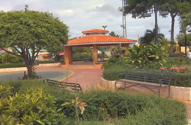 Bayaguana Republica Dominicana parque