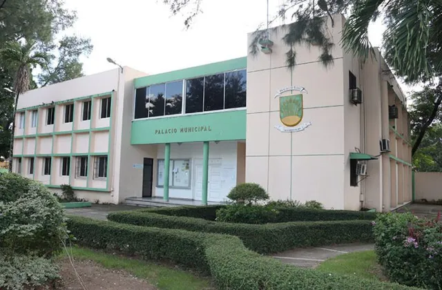 Bonao Monsenor Nouel Palacio Municipal