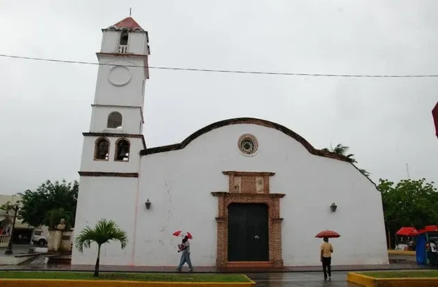 Iglesia de la Santisima Cruz El Seibo 1