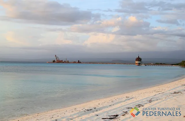 playa de la marina pedernales republica dominicana