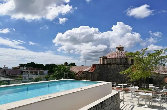 Hotel Billini terrace piscina