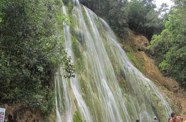 Peninsula de Samana Salto El Limon