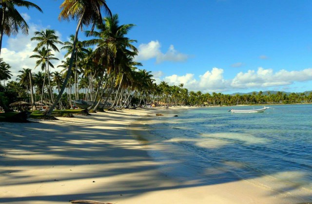 Playa las galeras Samana 2