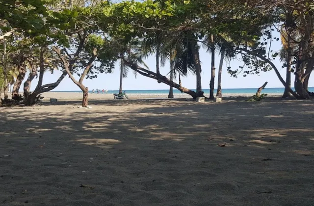 Playa Nizao Bani 2